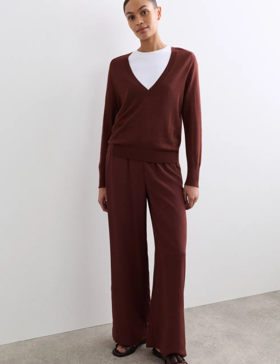 Pure Merino Wool V-Neck Jumper
