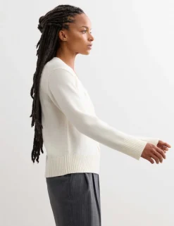 Pure Merino Wool V-Neck Twist Jumper
