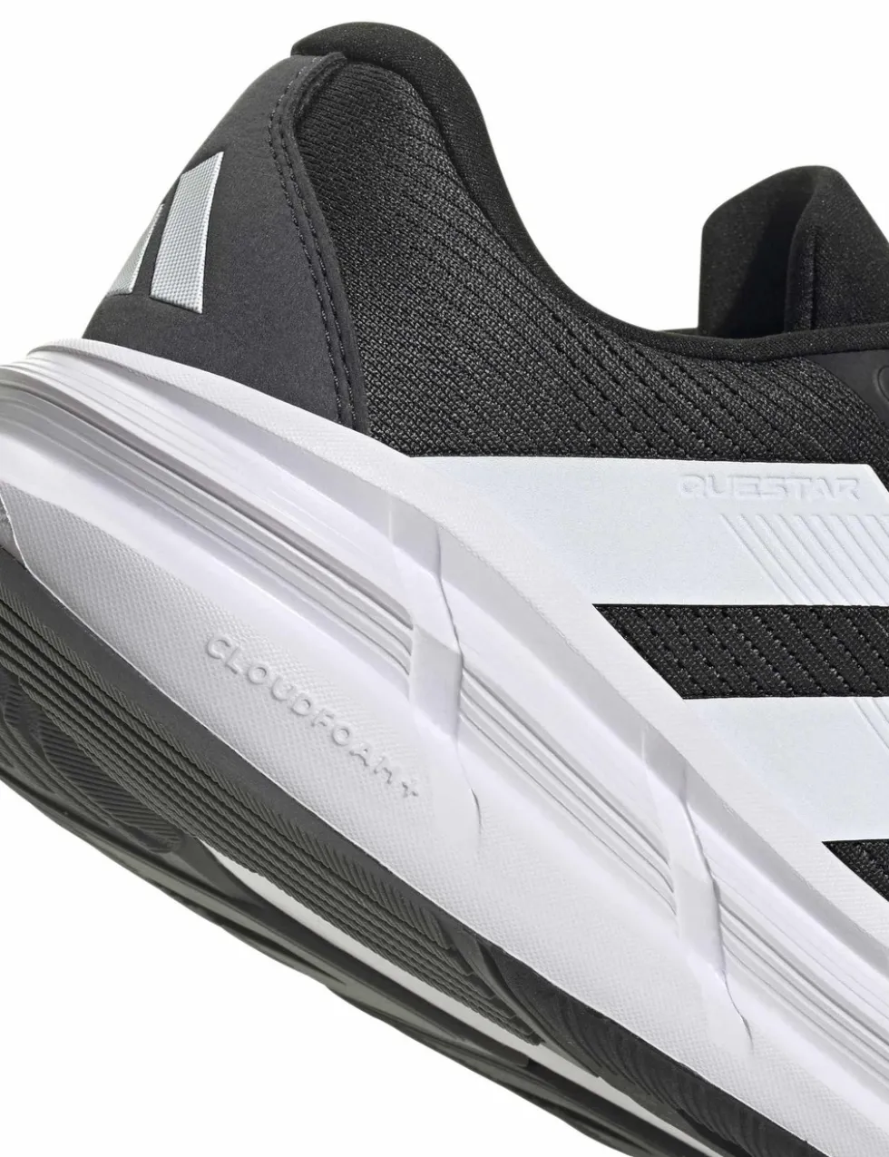 Questar 3 Running Trainers