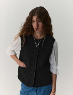 Quilted Collarless Gilet
