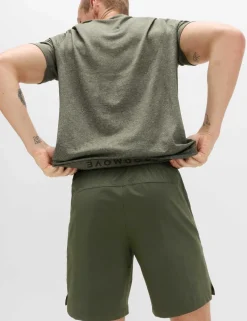 Regular Fit 7 Inch Stretch Sports Shorts