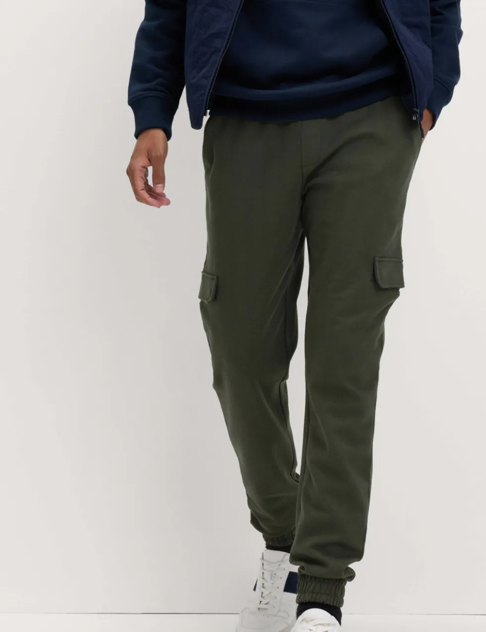 Regular Fit Herringbone Cargo Joggers