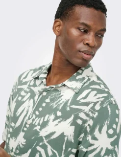 Regular Fit Printed Short Sleeve Shirt