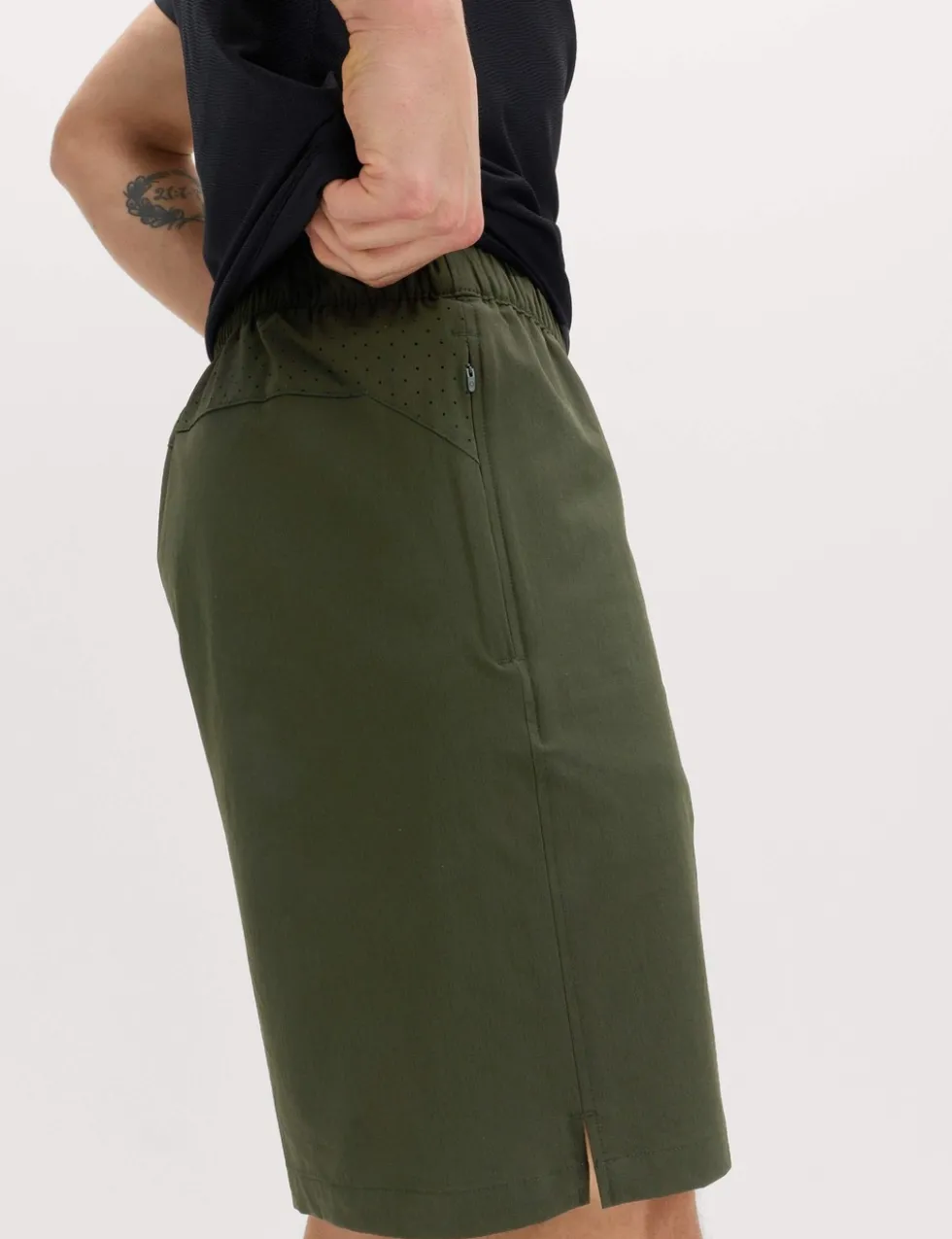 Regular Fit Stretch 9 inch Sports Shorts