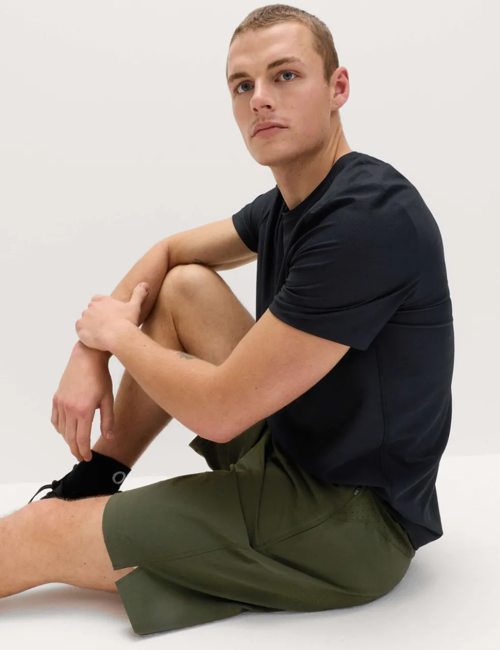 Regular Fit Stretch 9 inch Sports Shorts