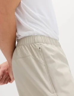 Regular Fit Stretch 9 inch Sports Shorts