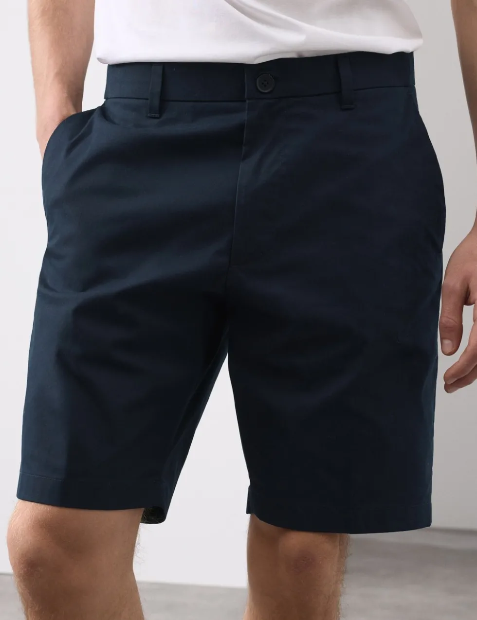Regular Fit Super Lightweight Chino Shorts