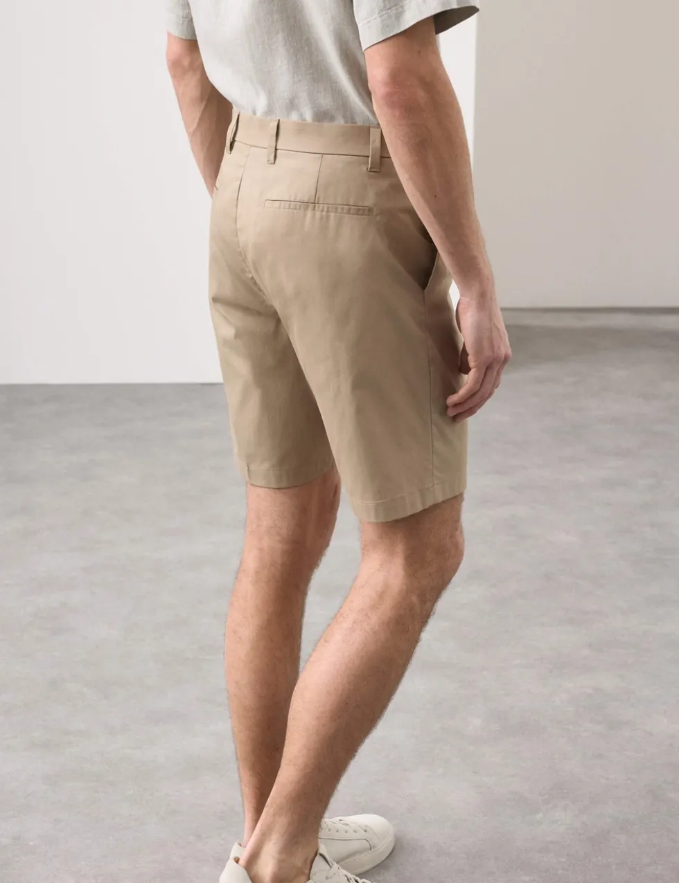 Regular Fit Super Lightweight Chino Shorts