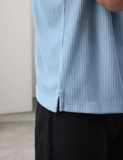 Regular Fit Textured Short Sleeve Shirt
