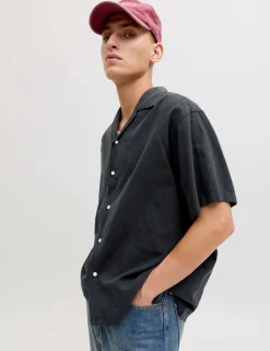 Relaxed Fit Revere Collar Short Sleeve Shirt