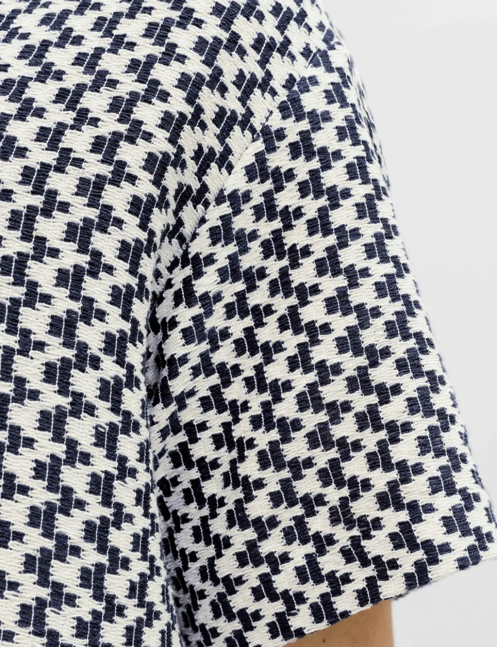 Relaxed Fit Revere Collar Short Sleeve Shirt