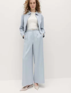 Relaxed Trousers with Linen