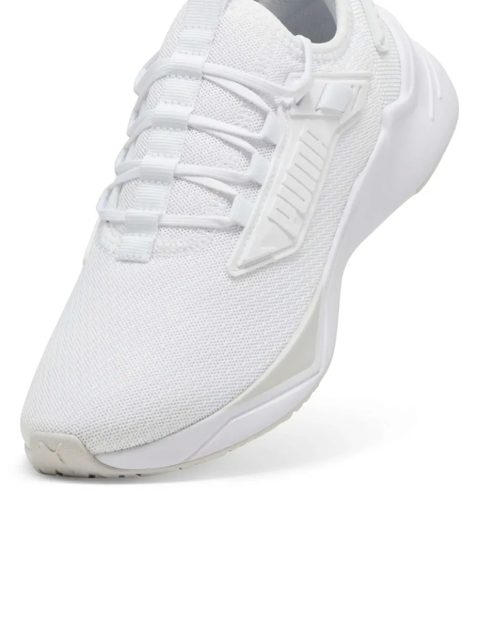 Retaliate 3 Sports Trainers