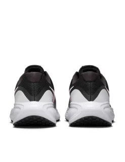 Revolution 8 Running Trainers