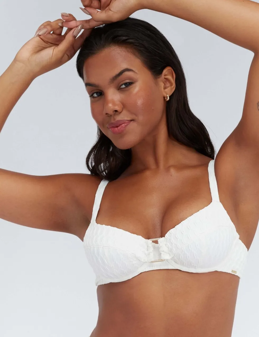 Riad Textured Wired V-Neck Bikini Top (B-F)