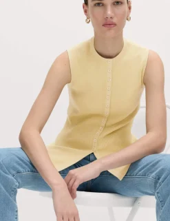 Ribbed Peplum Waisted Knitted Waistcoat