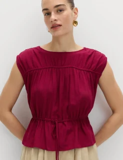 Ruched Scoop Neck Regular Fit Top with Linen