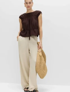 Ruched Scoop Neck Regular Fit Top with Linen