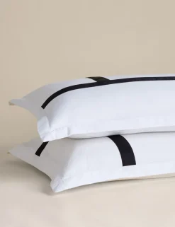 Sateen Applique Bedding Set