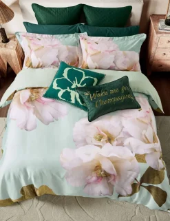 Sateen Gardenia Floral Bedding Set