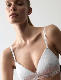 Savannah Lace Non Wired Plunge Bra (A-E)