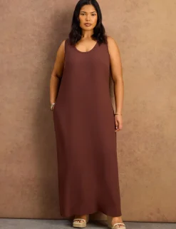 Scoop Neck Maxi Relaxed Slip Dress