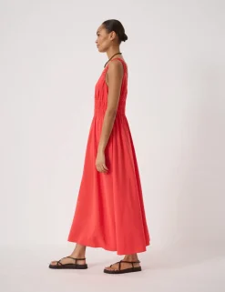 Scoop Neck Midi Waisted Dress