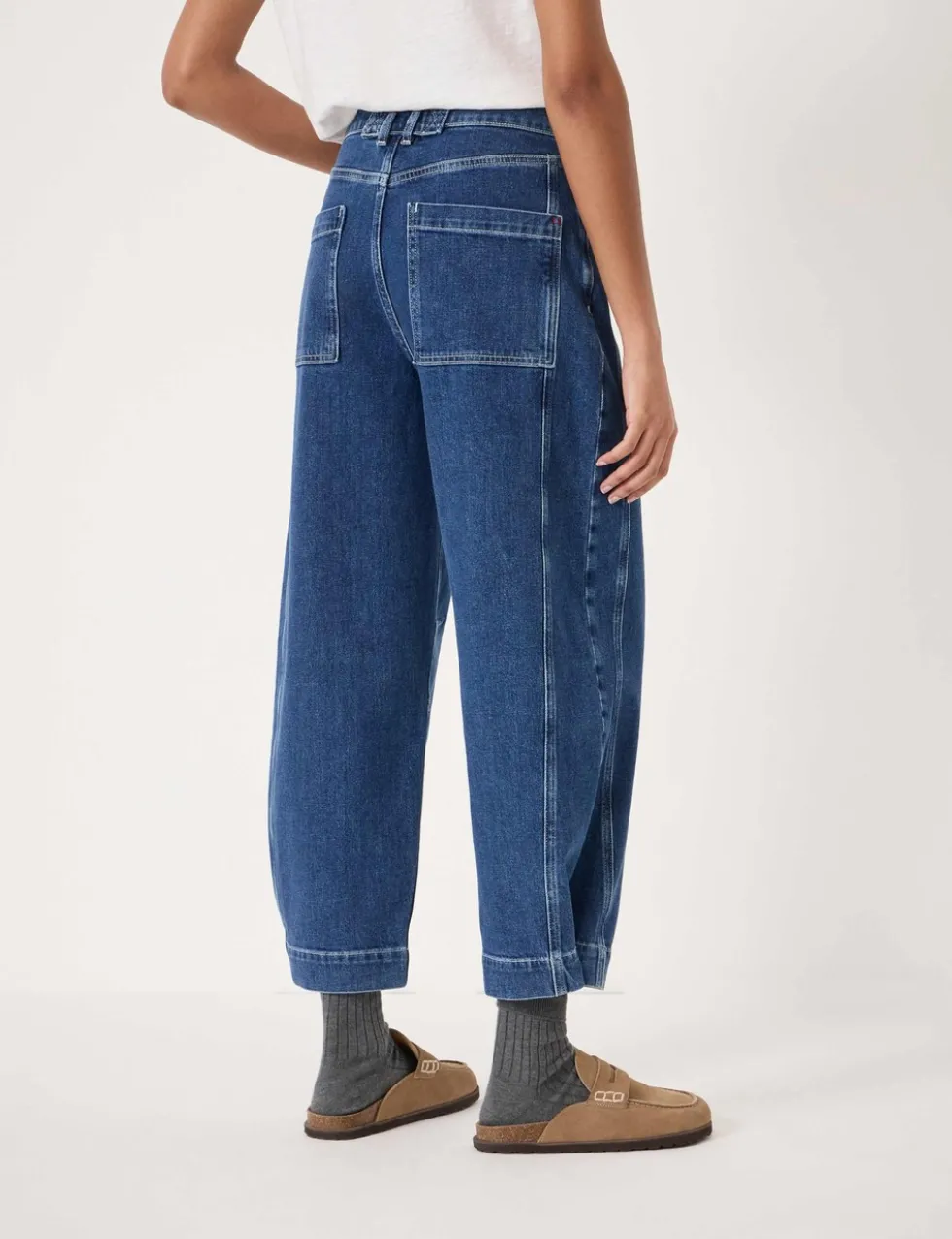Seam Detail Barrel Leg Jeans