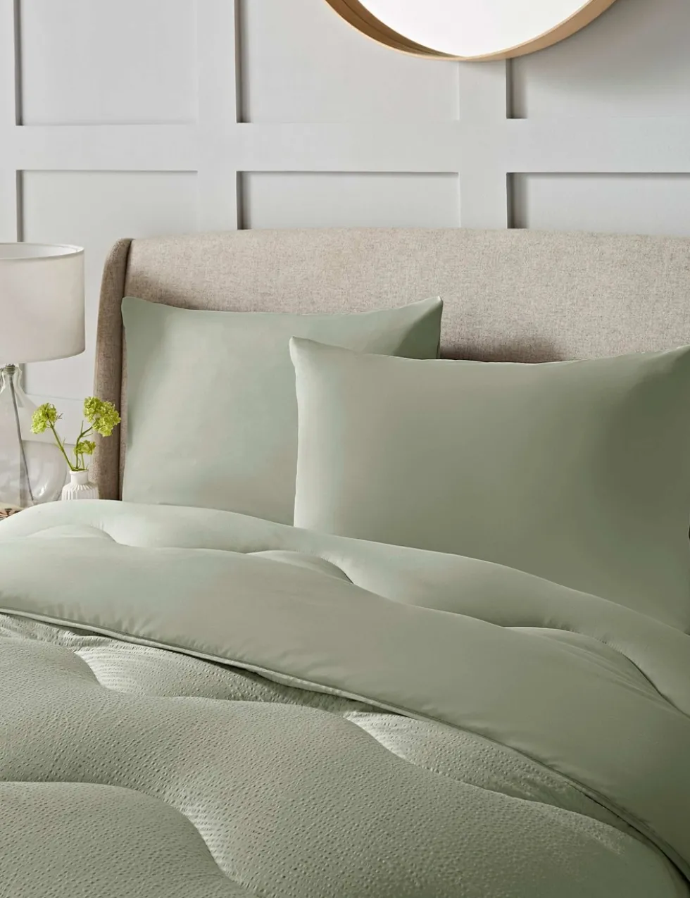 Seersucker 10.5 Tog Coverless Duvet Set