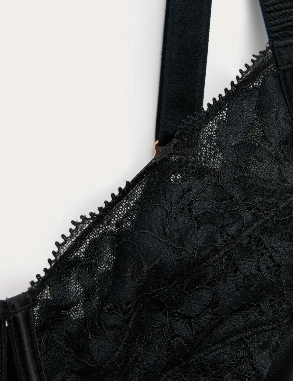 Silk & Lace Wired Minimiser Bra