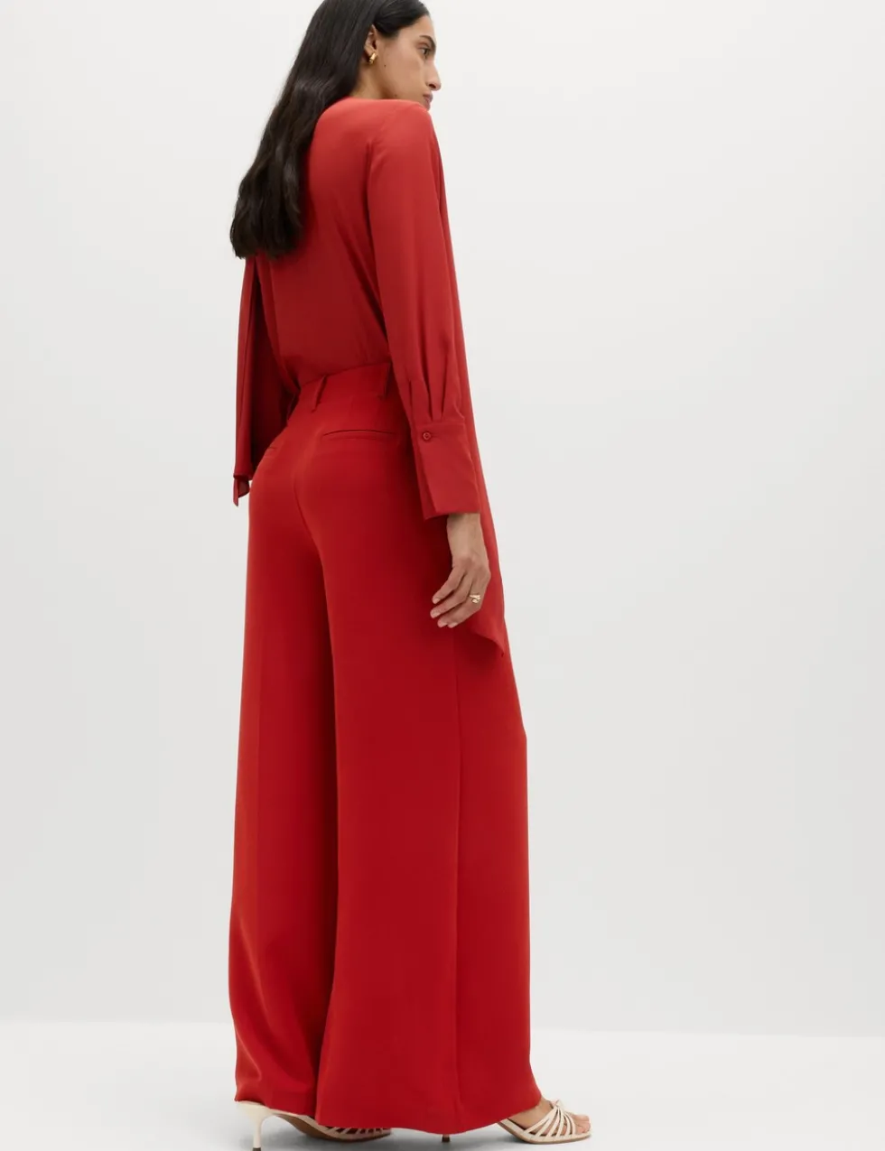 Single Pleat Wide Leg Trousers