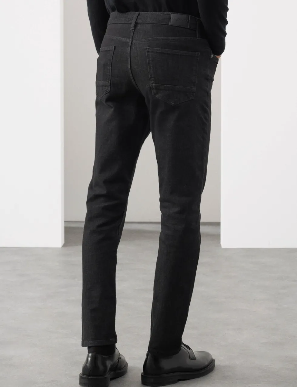 Slim Fit 360 Flex Stretch Jeans