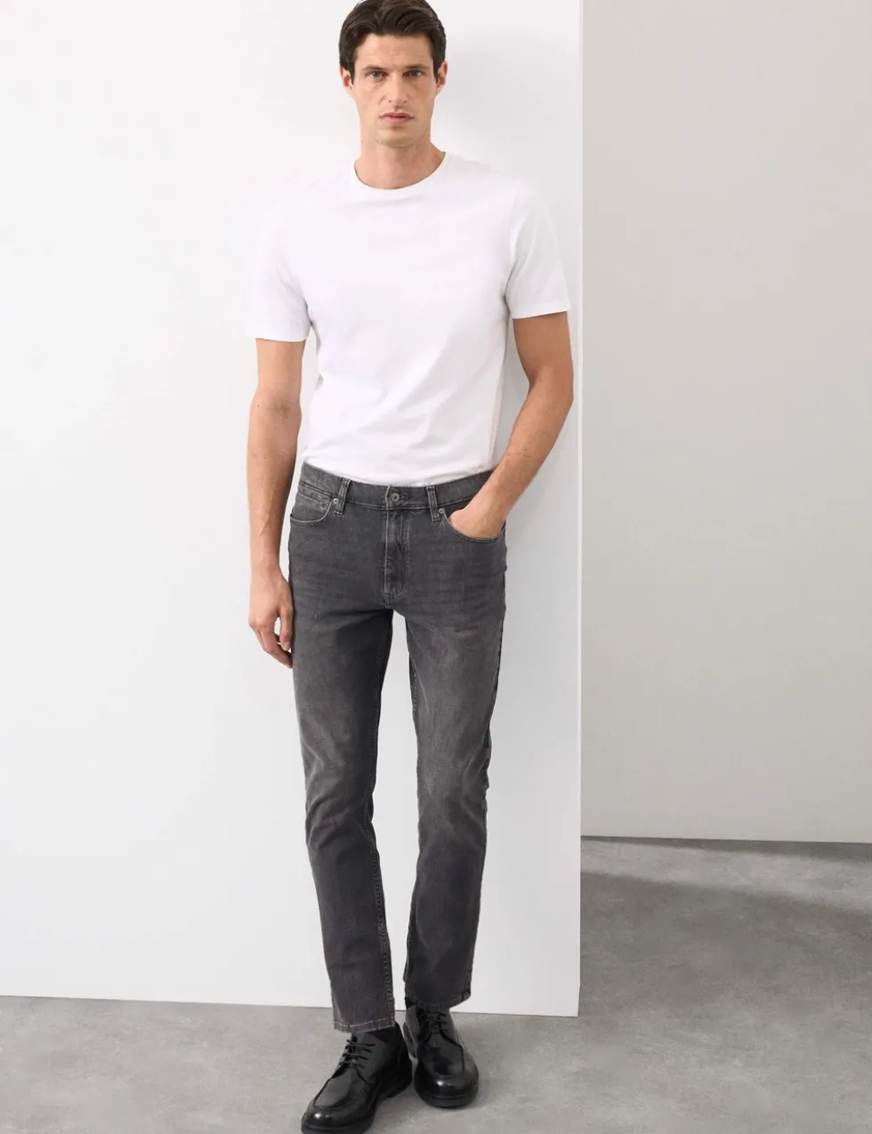 Slim Fit 360 Flex Stretch Jeans
