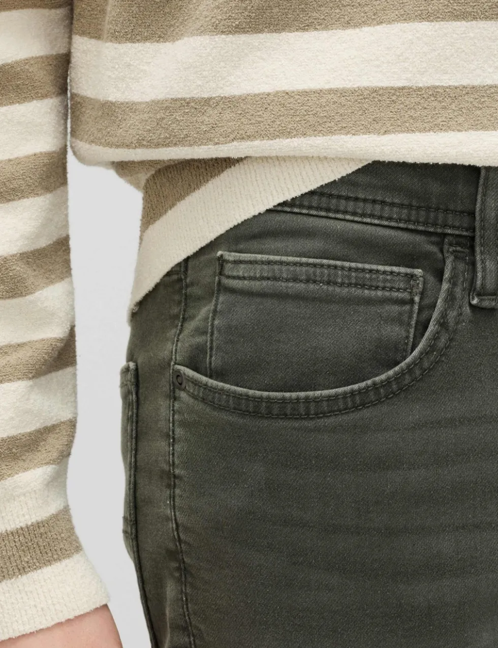 Slim Fit Comfort Stretch Jeans