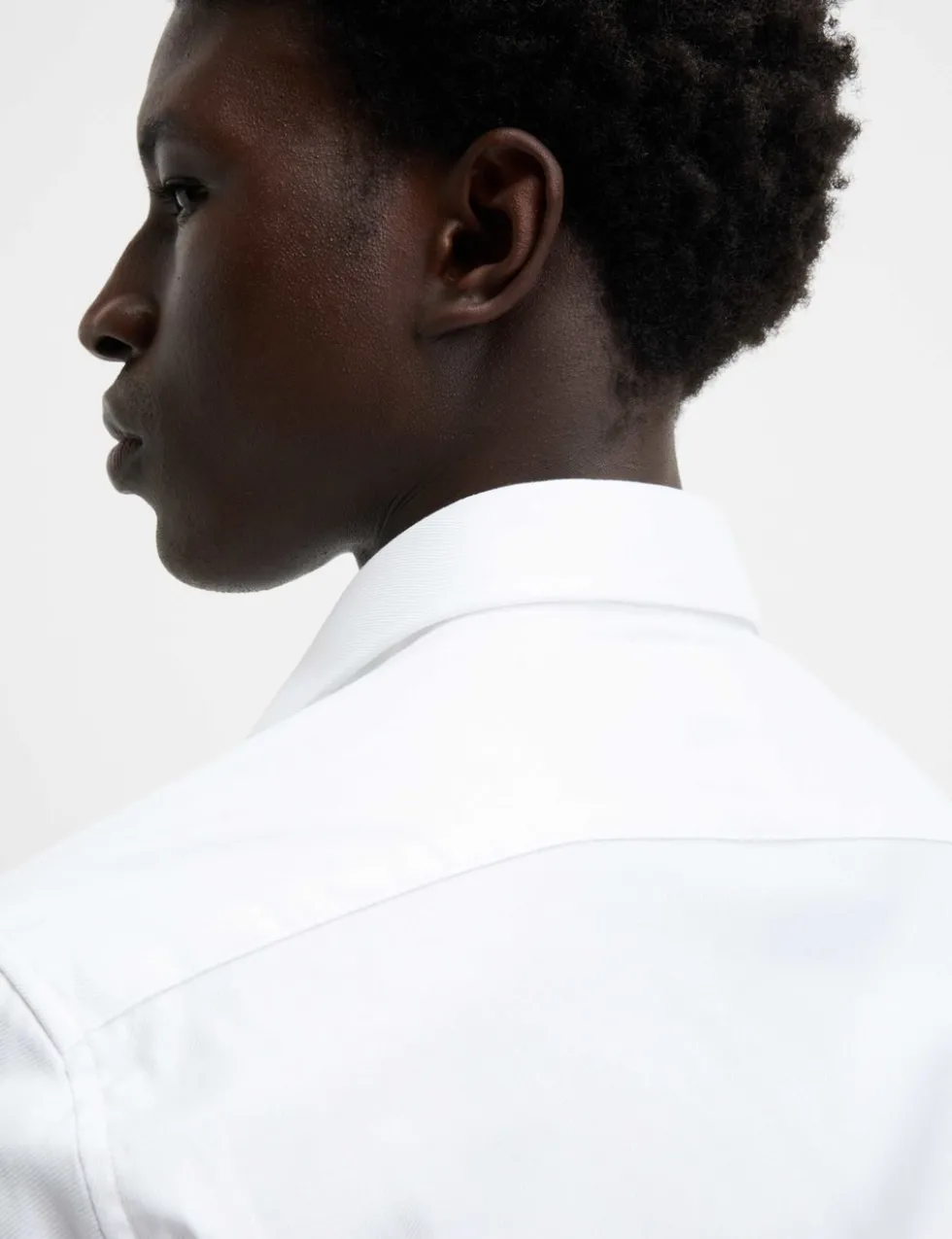Slim Fit Luxury Cotton Twill Shirt