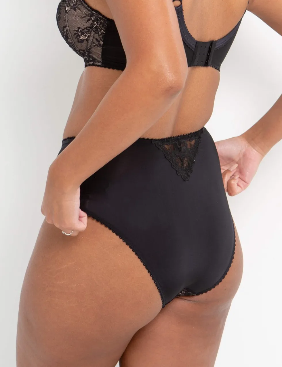 Sofia Lace Embroidered Full Briefs
