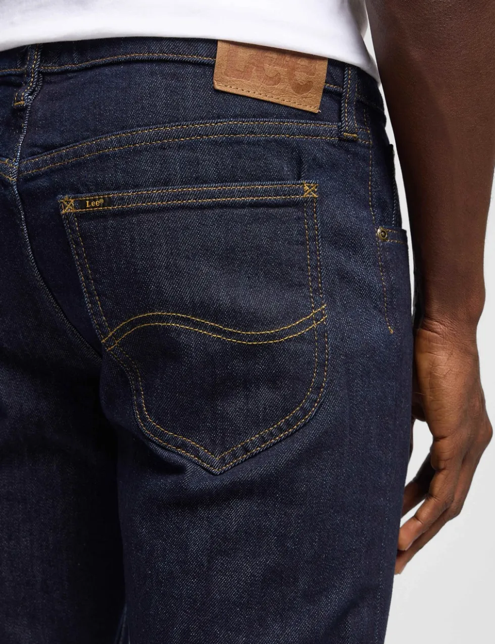 Straight Fit Daren Jeans
