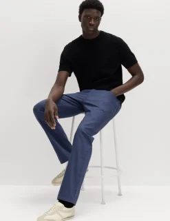 Straight Fit Stretch Jeans