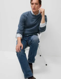 Straight Fit Stretch Jeans