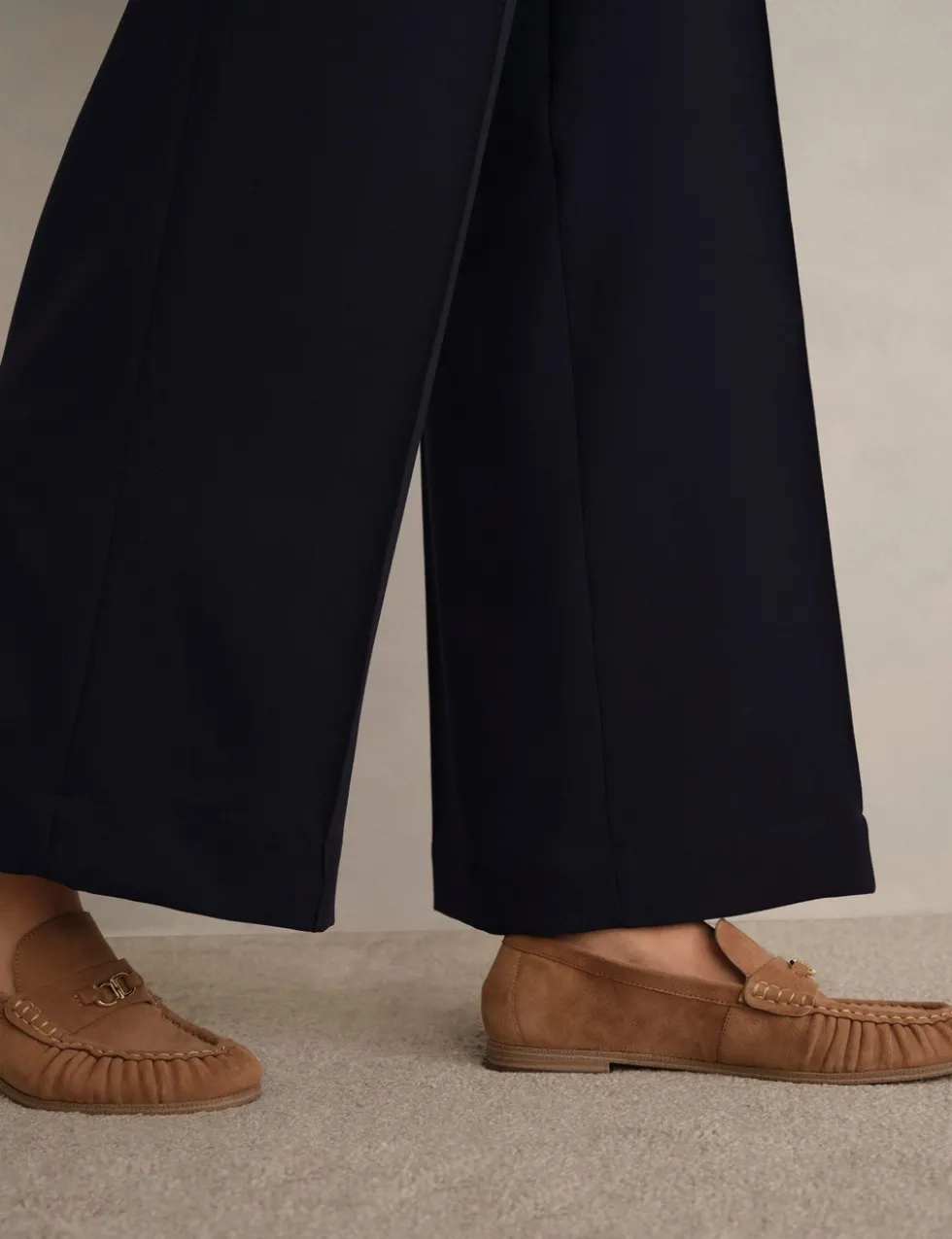 Straight Leg Cropped Trousers