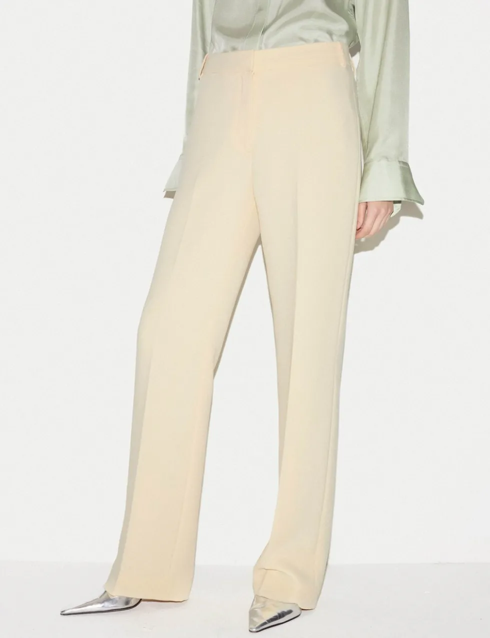 Straight Leg Tailored Trousesr