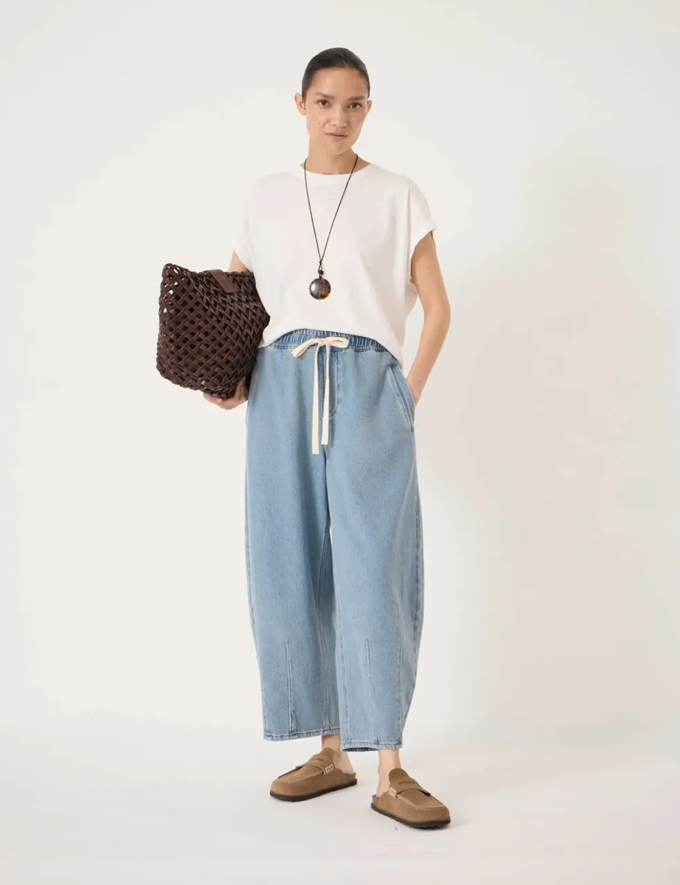 Supersoft Elasticated High Waisted Barrel Jeans