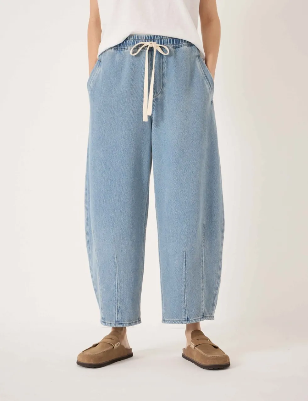 Supersoft Elasticated High Waisted Barrel Jeans