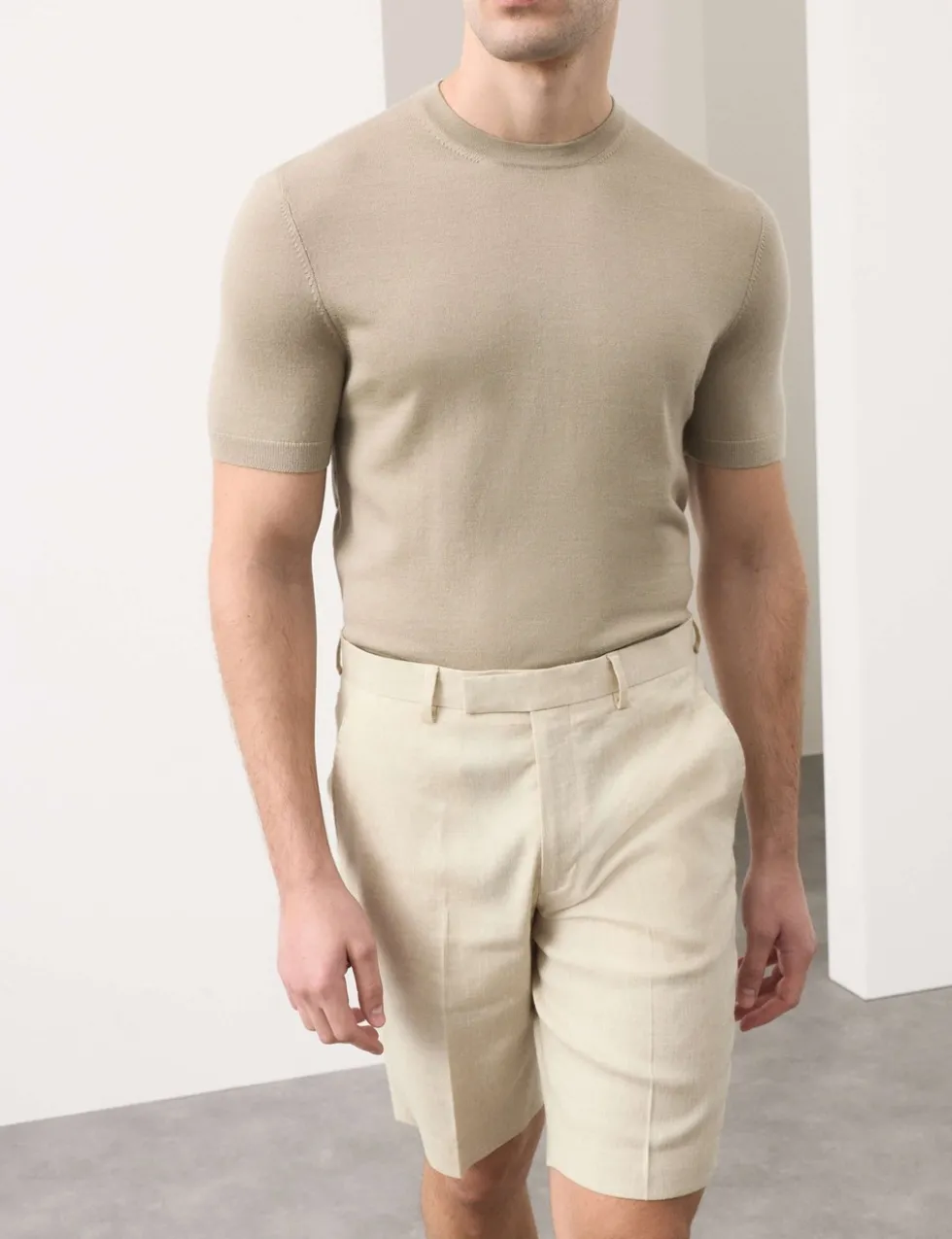 Tailored Fit Italian Performance Linen Blend Suit Shorts