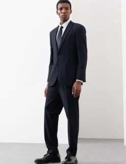 Tailored Fit Performance Jacket
