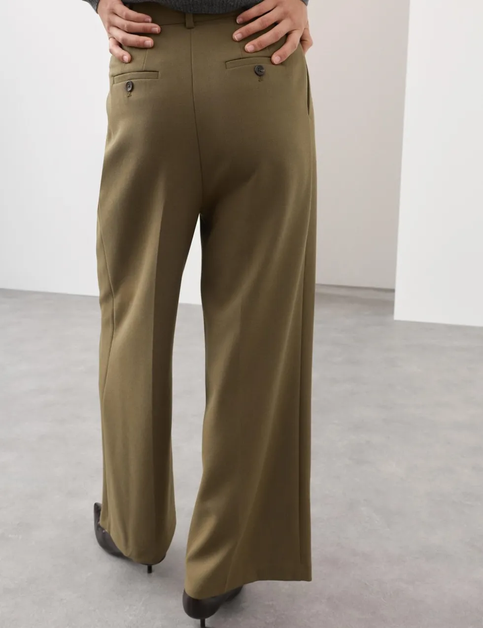 Tailored Wide Leg Trousers with Wool