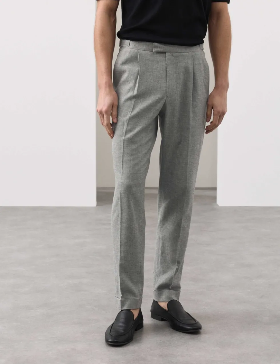 Tapered Fit Cotton Linen Blend Trousers