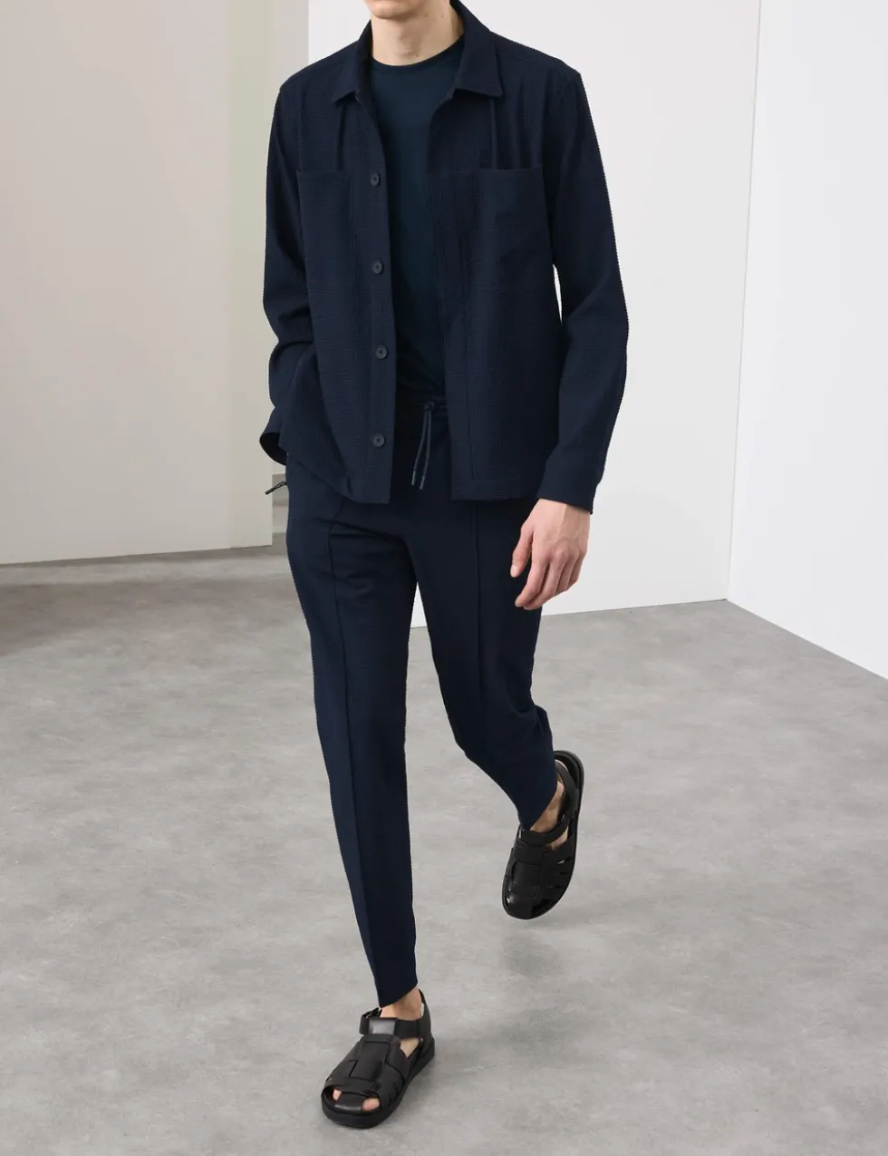 Tapered Fit Seersucker Joggers