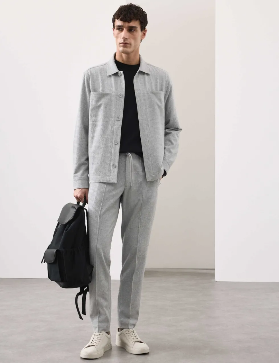 Tapered Fit Seersucker Joggers