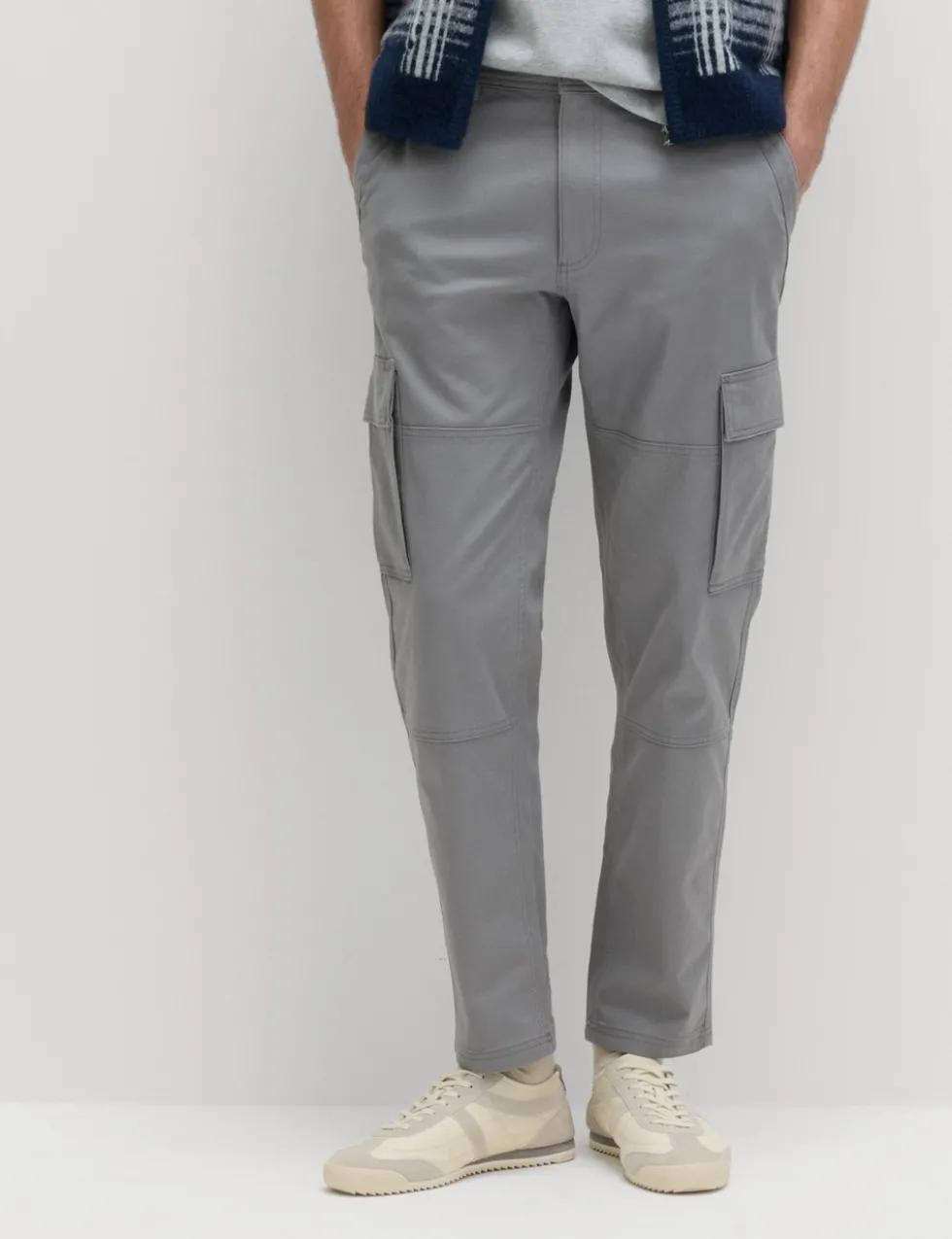 Tapered Fit Stretch Cargo Trousers